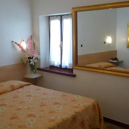 Hotel Trento 2*