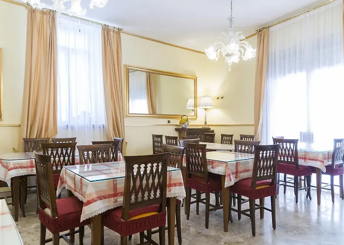מלון Trento 2*