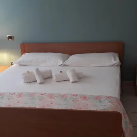 Trento ホテル ヴェローナ