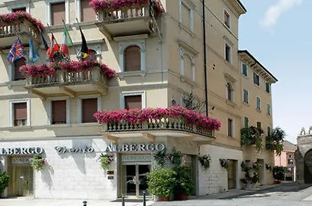 ホテル Trento ヴェローナ