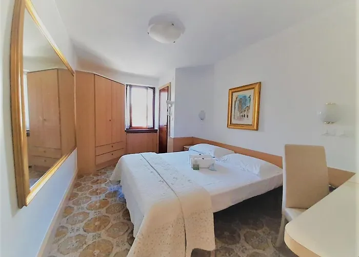 알베르고 트렌토 호텔 2*